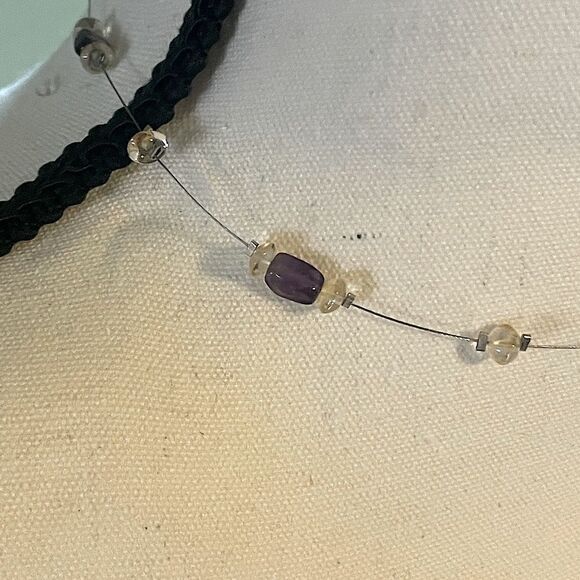 Y2K Vintage Wire (with Silver and Purple Beads) Short Necklace. - Picture 2 of 3